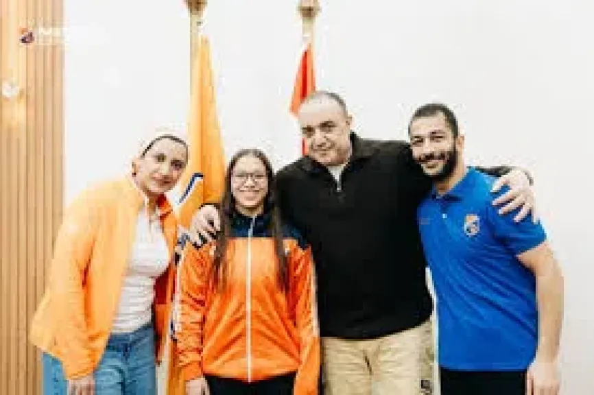 مجلس الشمس يتعاقد مع ثلاثي الجمباز الفني