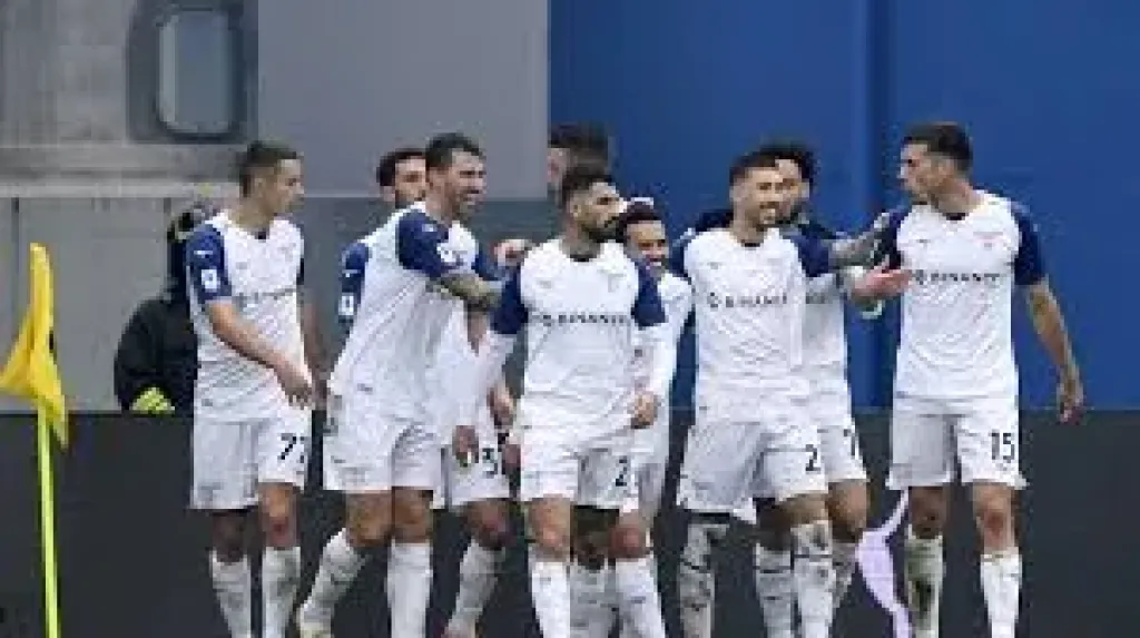 «لاتسيو يفوز على ساسولو 1/2 في الدوري »الإيطالي