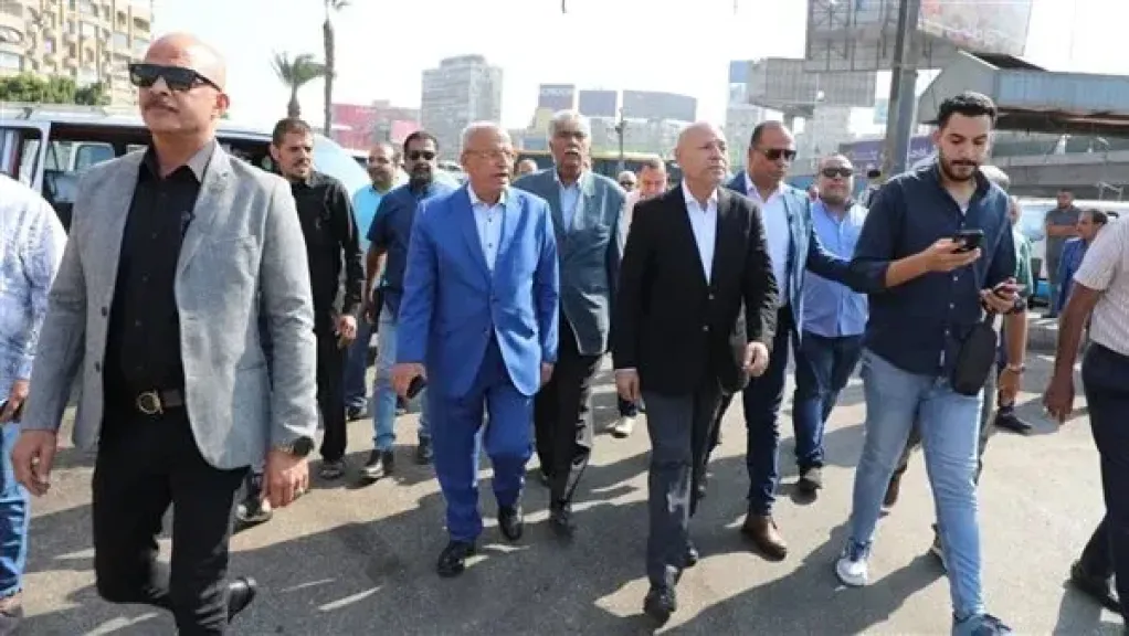 لمتابعة الأسعار .. محافظ القاهرة يجرى جولة تفقدية لبعض المجمعات الاستهلاكية