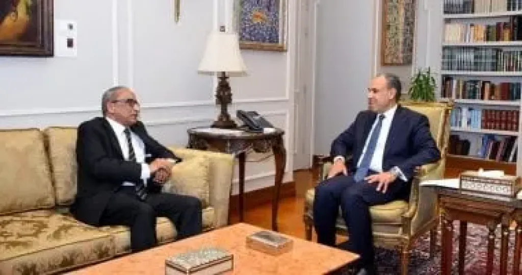 وزير الخارجية يستقبل أمين عام مجلس الوحدة الاقتصادية العربية