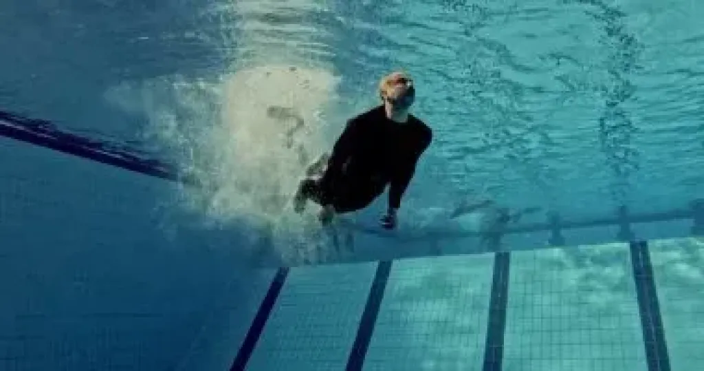 مسلسل أب ولكن الحلقة 6 .. أدهم ينقذ ابنته نور من الغرق