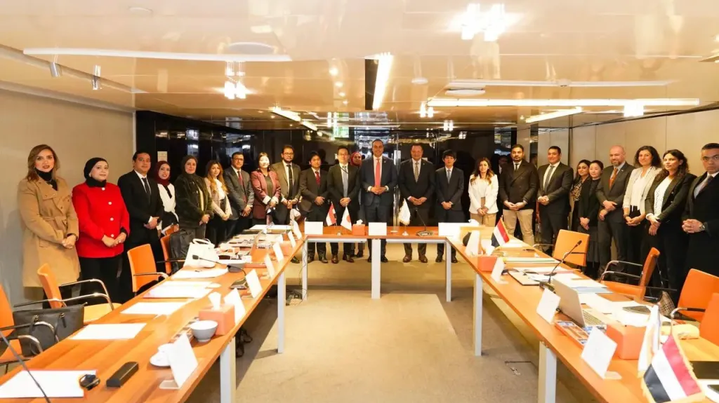 الرعاية الصحية: تبحث مع اليابان تطبيق مشروع الرعاية المتمركزة حول المريض في 22 مستشفى