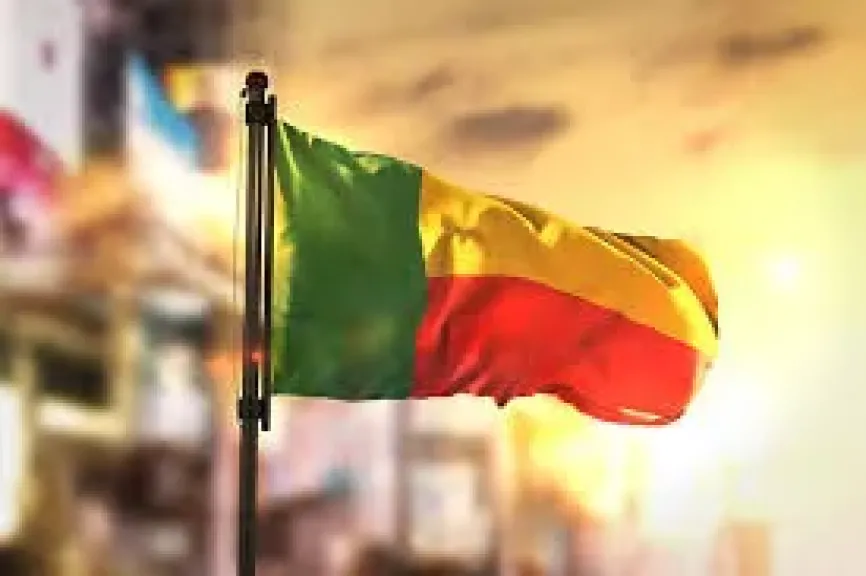 مقتل وإصابة 19 جنديا جراء هجوم استهدف موقعا عسكريا فى بنين