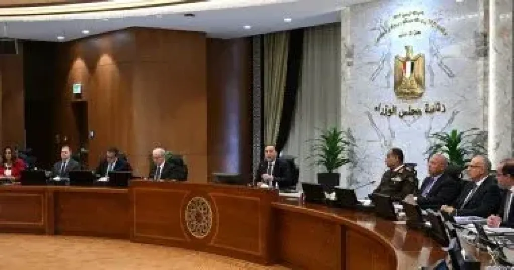 رئيس الوزراء يؤكد ضرورة إدراك جميع الأطراف خطورة التداعيات الاقتصادية للتصعيد الراهن بالمنطقة