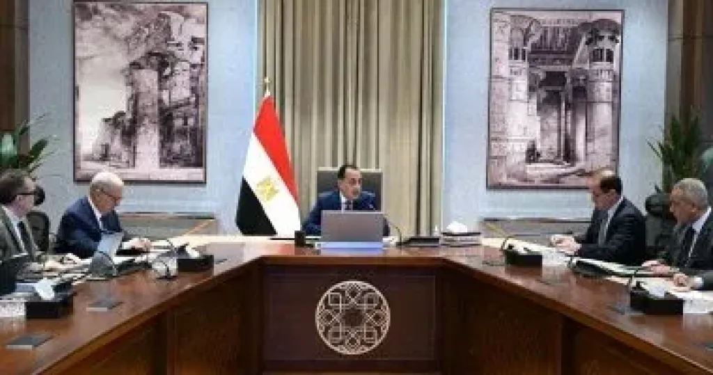 رئيس الوزراء يستعرض تقديرات الاستثمارات الحكومية المستهدفة ضمن خطة العام المالى 2027/2026