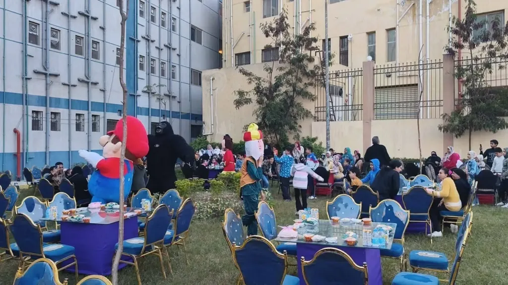 حفل إفطار جماعي للأيتام بأبو المطامير وتوزيع ملابس العيد والمساعدات الإنسانية للأسر الأولى بالرعاية