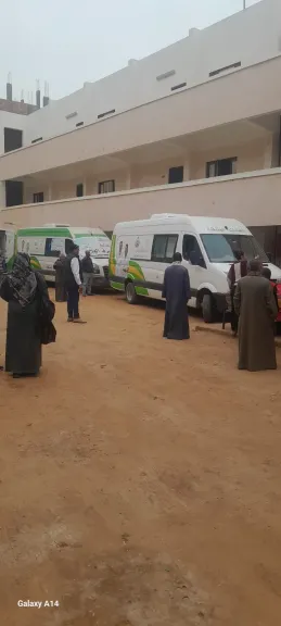 محافظ أسيوط: توقيع الكشف الطبي وصرف العلاج للمواطنين خلال قافلة طبية