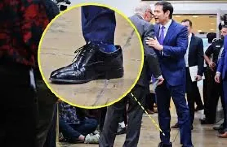 حذاء وزير خارجية أمريكا يثير السخرية على وسائل التواصل.. وترامب كلمة سر