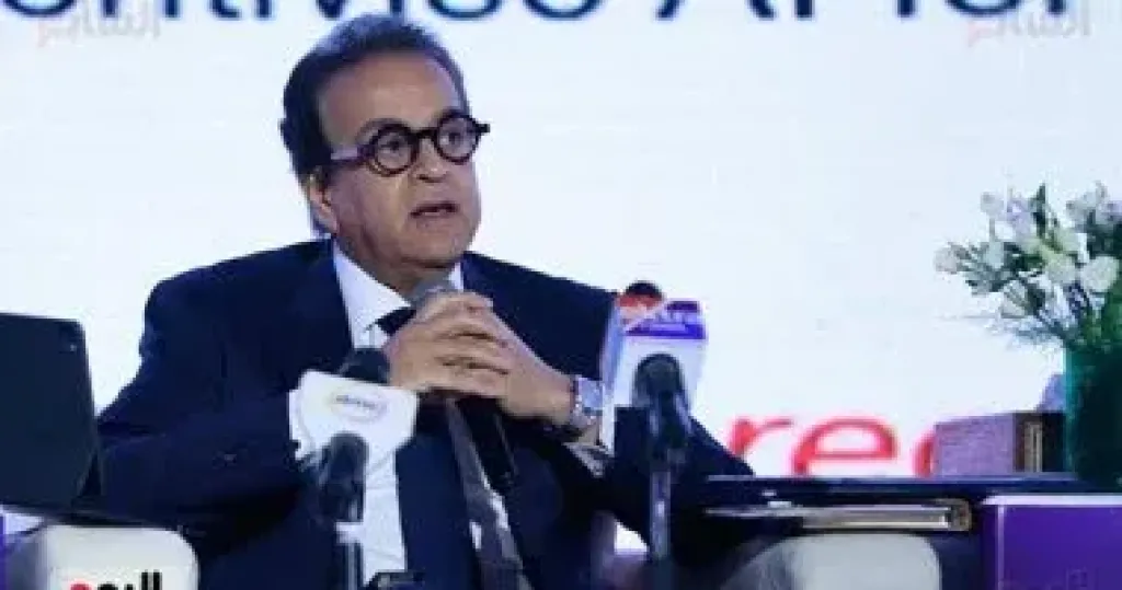 وزيرا الصحة والتنمية المحلية يشهدان توقيع بروتوكول لدعم الاستراتيجية الوطنية للسكان