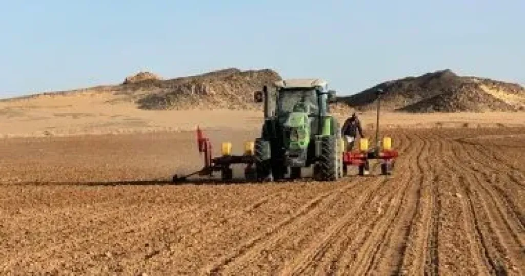 بلومبرج: حرب إيران ستُشعل أسعار المواد الغذائية عالميا بسبب نقص الوقود