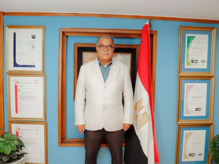 ”الحرية المصرى”: كلمة الرئيس السيسى فى إفطار الأسرة المصرية كشفت حقائق التحديات وأن الدولة لن تسمح بجشع الأسواق