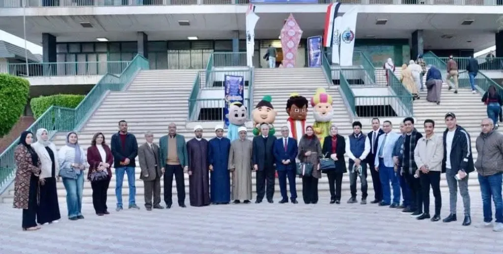 إفطارات رمضانية بكليتي الهندسة والتجارة تعزز روح التآلف داخل جامعة أسيوط