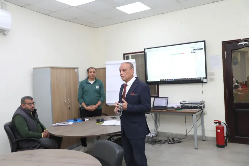 شحاته يتفقد مركز التدريب الإقليمي لمتابعة تنفيذ برنامج المسار الوظيفي للعاملين