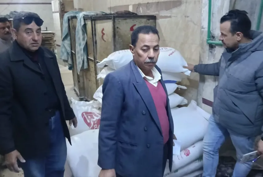 حماية المستهلك بالبحيرة يشن حملات مفاجئة لضبط الأسواق.. وضبط 13 قضية و1000 أسطوانة بوتاجاز وطن دقيق مجهول المصدر