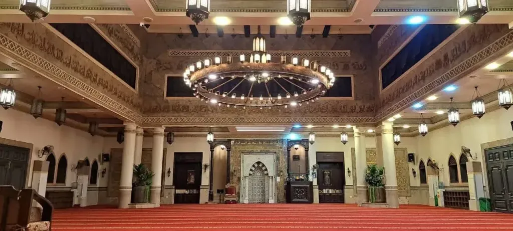 حملة نظافة شاملة للمساجد والساحات بالبحر الأحمر استعدادًا لعيد الفطر