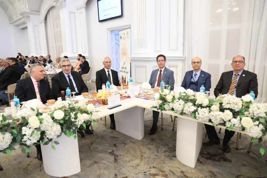 المنشاوي يشارك في حفل إفطار الطلاب الوافدين المتميزين الذي نظمته وزارة التعليم العالي