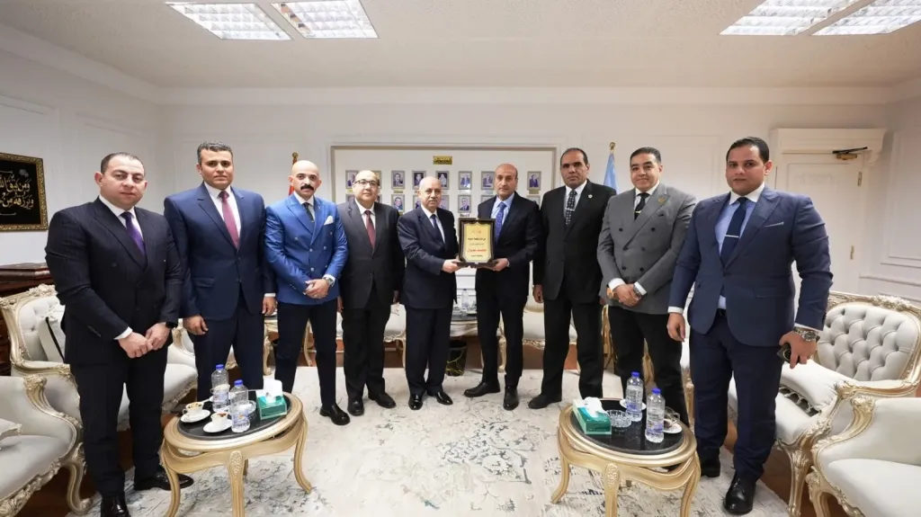 محافظ أسيوط يستقبل وفد نادي القضاة ويؤكد: التعاون بين مؤسسات الدولة