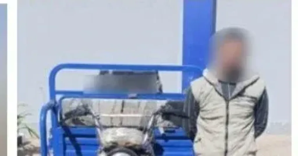 القبض على المتهمين بسرقة لافتة إعلانية في الشرقية