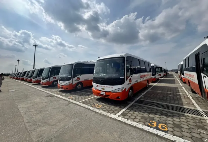 المنصور للسيارات تُصدر 100 حافلة إلى غانا