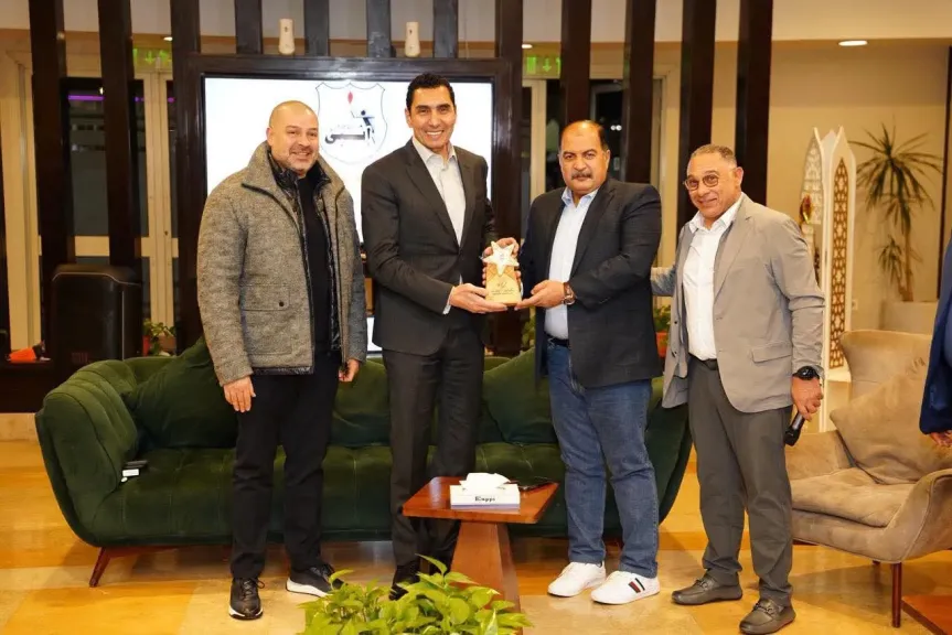 بحضور وزير الشباب ورئيس رابطة الأندية.. نادي إنبي يقيم حفل إفطار رمضاني”صور”