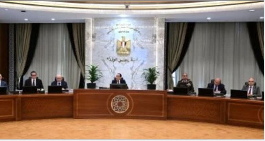 مدبولى يكلف برفع درجة الاستعداد للتعامل مع أية أزمات قد تطرأ خلال إجازات العيد