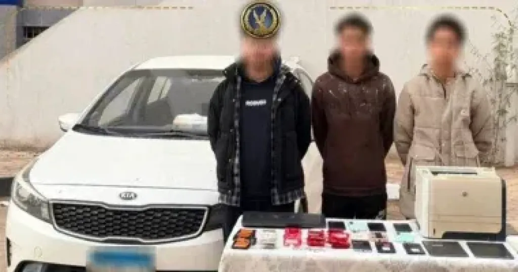 فخ الأرباح الوهمية.. الأمن العام يداهم وكرا للمراهنات بأسيوط ويحذر المواطنين