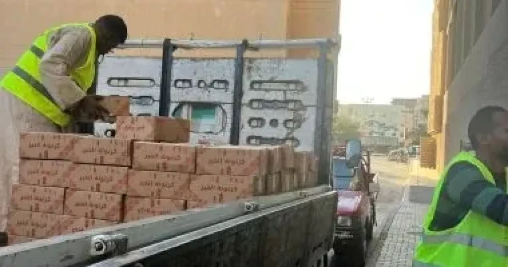 «الباقيات الصالحات» تختتم خطتها الرمضانية بتوزيع كراتين غذائية على الأسر الأولى بالرعاية في قرى الفيوم
