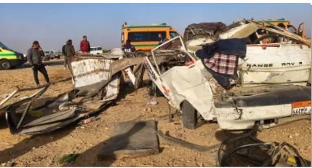 إصابة 17 شخصًا فى انقلاب ميكروباص على طريق بلبيس - السلام