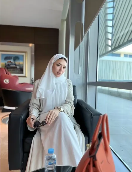 عبر إنستجرام. . سارة سلامة تهنئ الجمهور بعيد الفطر بإطلالة أنيقة