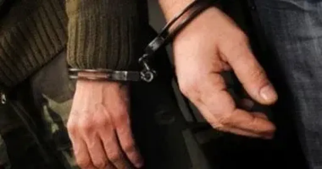 تجديد حبس متهم بالنصب وانتحال صفة طبيب نفسي بعين شمس