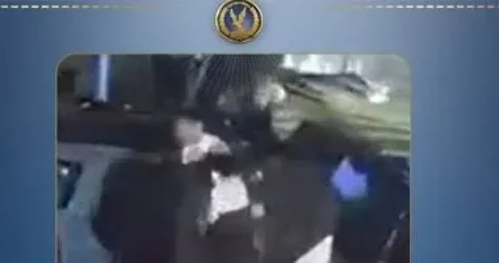 وصلة ضرب ومعاكسة فى قصر النيل.. كواليس فيديو الاعتداء على طالبة