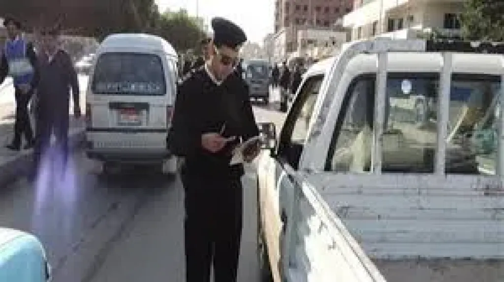 القبض على 5 سائقين بتهمة تعاطي المخدرات في حملة مرورية بالجيزة