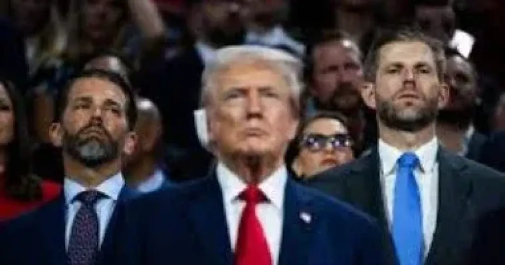 ترامب: سعر النفط سيتراجع بشكل حاد وسريع بمجرد إبرام الاتفاق مع إيران