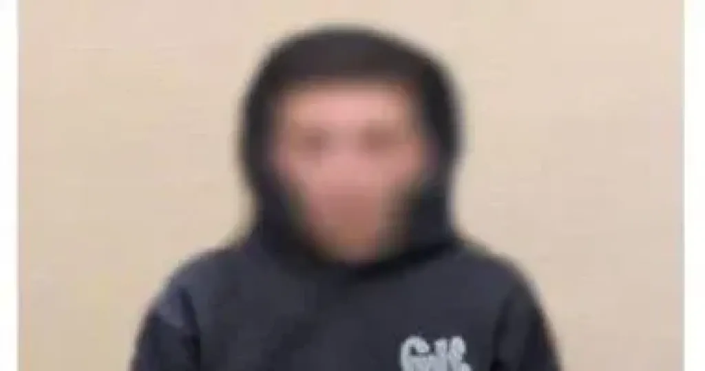 فخ الموبايل يسقط متحرش.. طالب حاول سرقة هاتف ضحيته لمنع فضح جريمته