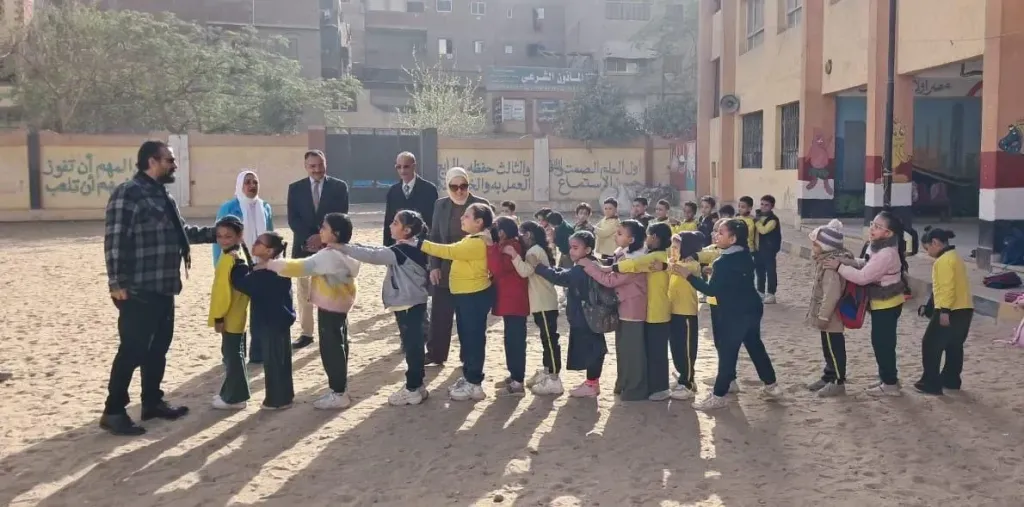 مديرة التعليم بالقاهرة تتابع انتظام سير الدراسة وتوجه بالاستعداد لامتحانات مارس