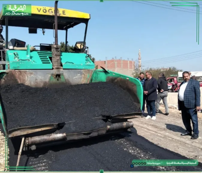 إستكمال أعمال رصف طريق جسر مصرف سينتماي بطريق ديرب نجم - ميت غمر