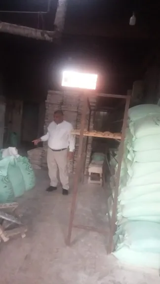 محافظ أسيوط يوجه بمواصلة أعمال تطهير الترع ورفع المخلفات بساحل سليم