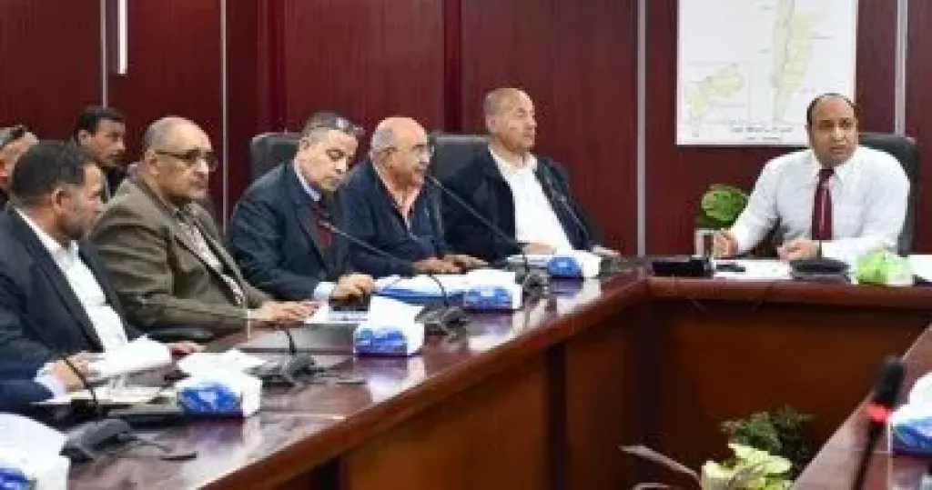 رئيس مياه الجيزة يشدد على الالتزام بالتطهير الدورى لشبكات الصرف الصحى