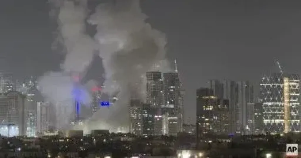 مقتل 9 أشخاص في غارات إسرائيلية على جنوب لبنان