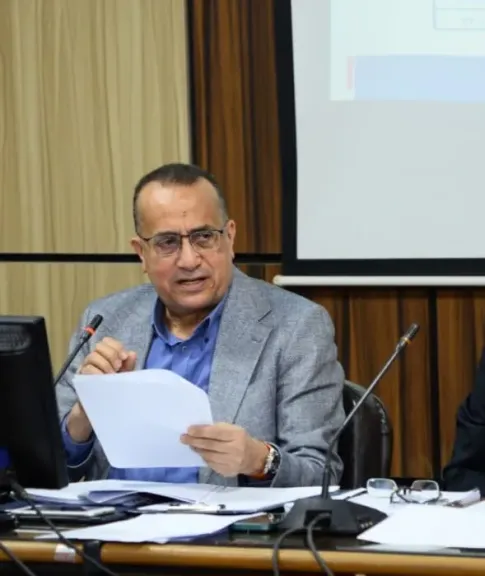 عميد طب أسيوط يترأس اجتماع مجلس إدارة المستشفيات الجامعية ويوجه بمتابعة