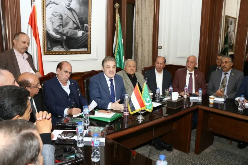 رئيس الوفد : يوجه الهيئات المعاونة بتنفيذ التكليفات .. ويؤكد: سأتابع بنفسى وكلى ثقة فى القيادات الحاضرة ( صور )