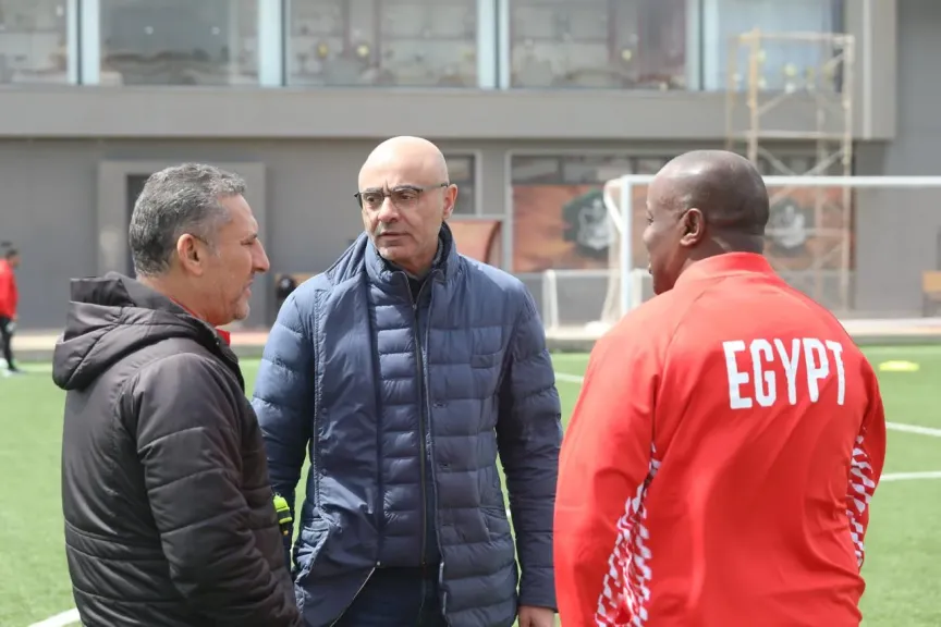 منتخب الناشئين يواصل استعداداته لتونس.. ودرويش يحفز اللاعبين