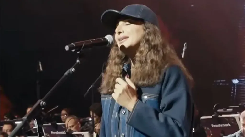 أنغام تجري بروفات حفل العيد بالرياض مع المايسترو هاني فرحات