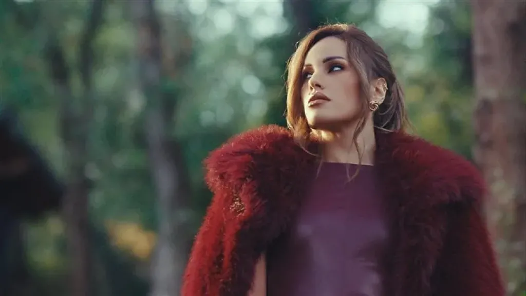 المطربة عبيدة تطرح كليب أغنية ما تعودناش