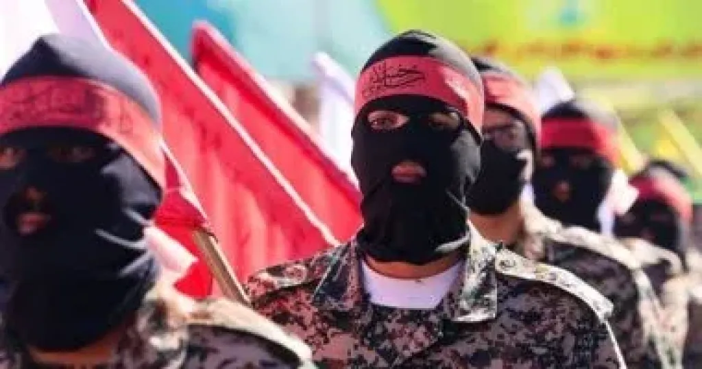 الحرس الثورى الإيرانى يفكك خلية تابعة للموساد خططت لاستهداف مواقع حساسة