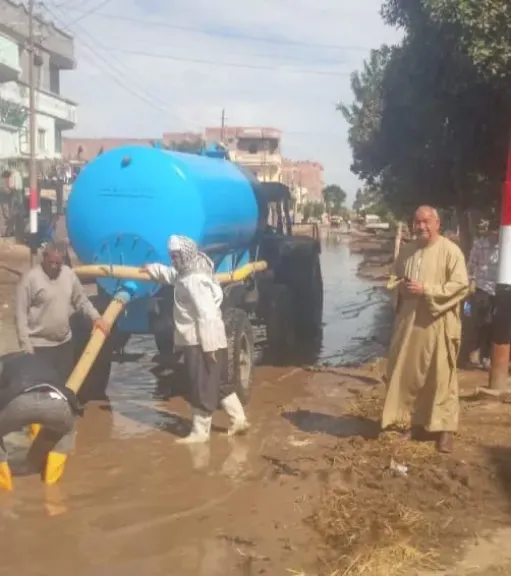 النائب عماد الغنيمي يواصل جهوده الميدانية لمواجهة تداعيات موجة الطقس السيئ
