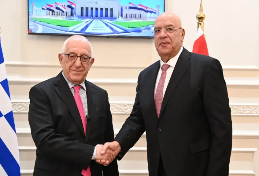 المستشار هشام بدوي رئيس مجلس النواب يلتقي  رئيس البرلمان اليوناني