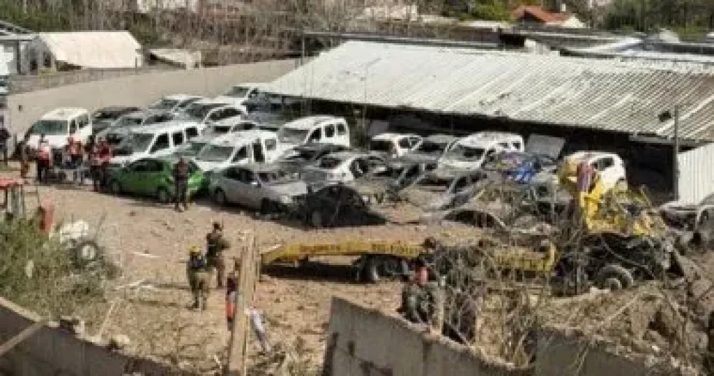 مقتل إسرائيلي وإصابة أكثر من 12 آخرين في قصف إيراني على تل أبيب