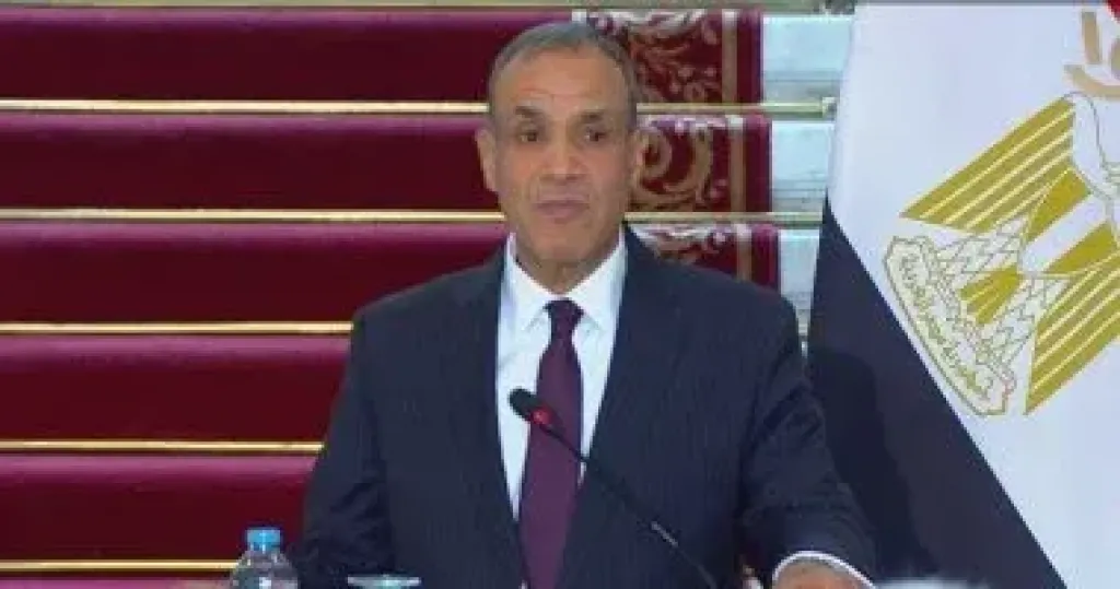 وزير الخارجية يلتقي رئيس مجلس الوزراء القطري لتنسيق جهود الوساطة وخفض التصعيد