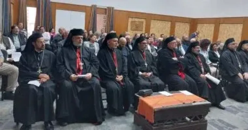 بطريرك الأقباط الكاثوليك يشهد الجمعية العمومية لجمعية الصعيد ويشيد بدورها التنموى فى مصر